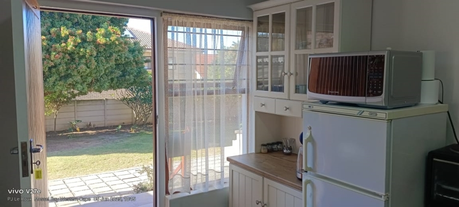 5 Bedroom Property for Sale in Bayview Western Cape